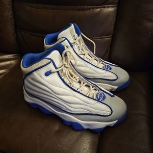 Jordon pro strong size 6.5y.